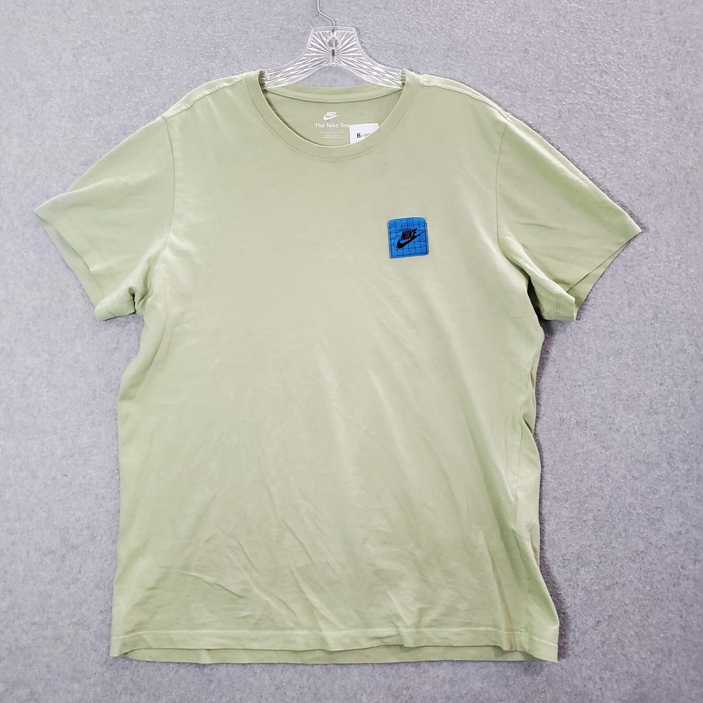 Nike Men Shirt Large Green‎ Logo Worldwide Icons Graphic Short Sleeve Tee